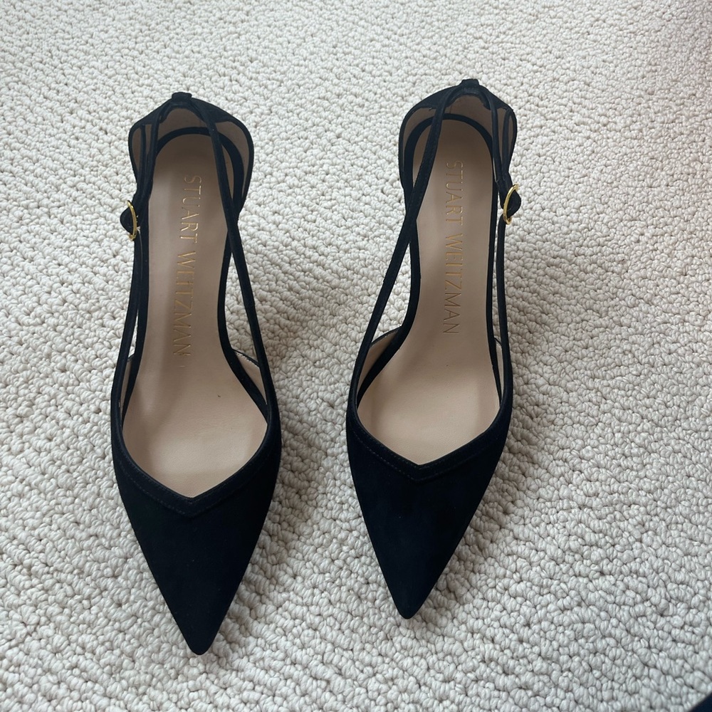 Woman’s Stuart Weitzman Pumps